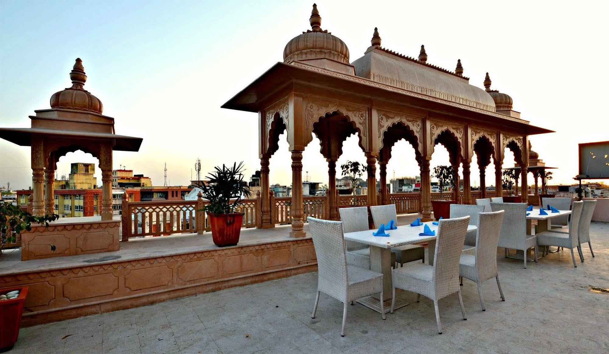 Hotel Ram Singh Palace Джайпур Екстер'єр фото